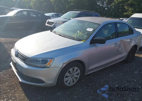 2013 Volkswagen Jetta 2.0L S z USA, uszkodzony, nr VIN 3VW2K7AJ9DM287034